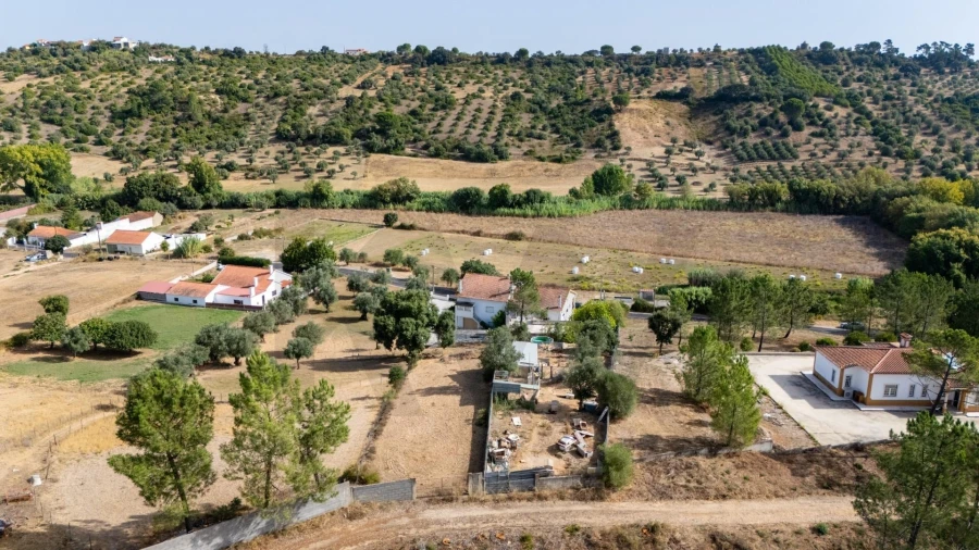 Moradia T3 para Venda em Arneiro das Milhariças Foto 7