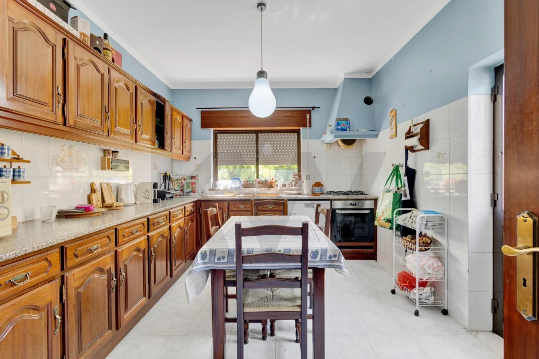 Moradia T3 para Venda em Arneiro das Milhariças Foto 34