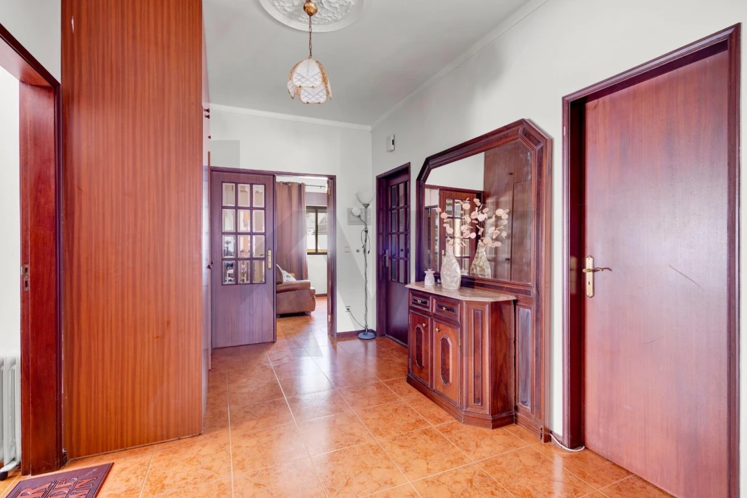 Moradia T3 para Venda em Arneiro das Milhariças Foto 30