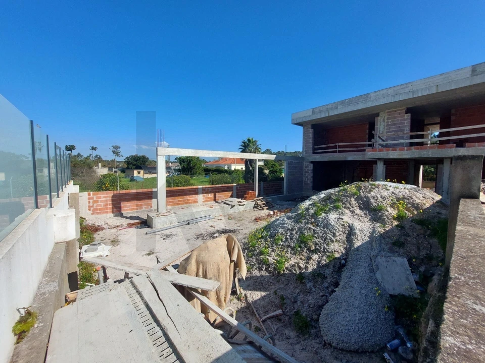 Moradia T4 para Venda em Charneca de Caparica e Sobreda Foto 30