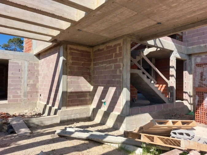 Moradia T4 para Venda em Charneca de Caparica e Sobreda Foto 18