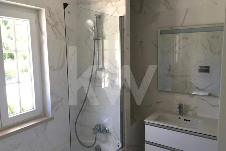 Moradia T4 para Venda em Agualva e Mira-Sintra Foto 28