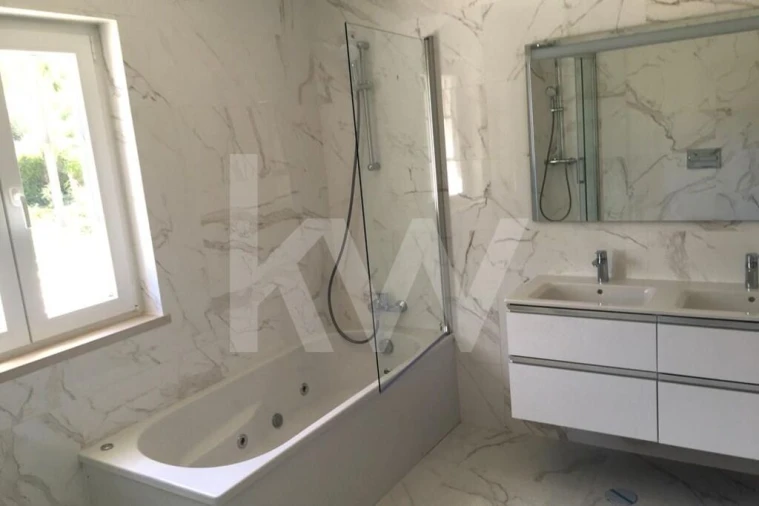 Moradia T4 para Venda em Agualva e Mira-Sintra Foto 26