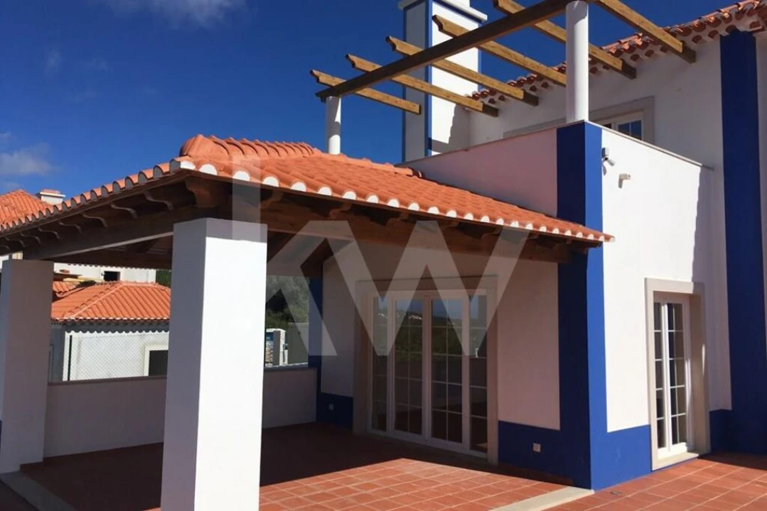 Moradia T4 para Venda em Agualva e Mira-Sintra Foto 3