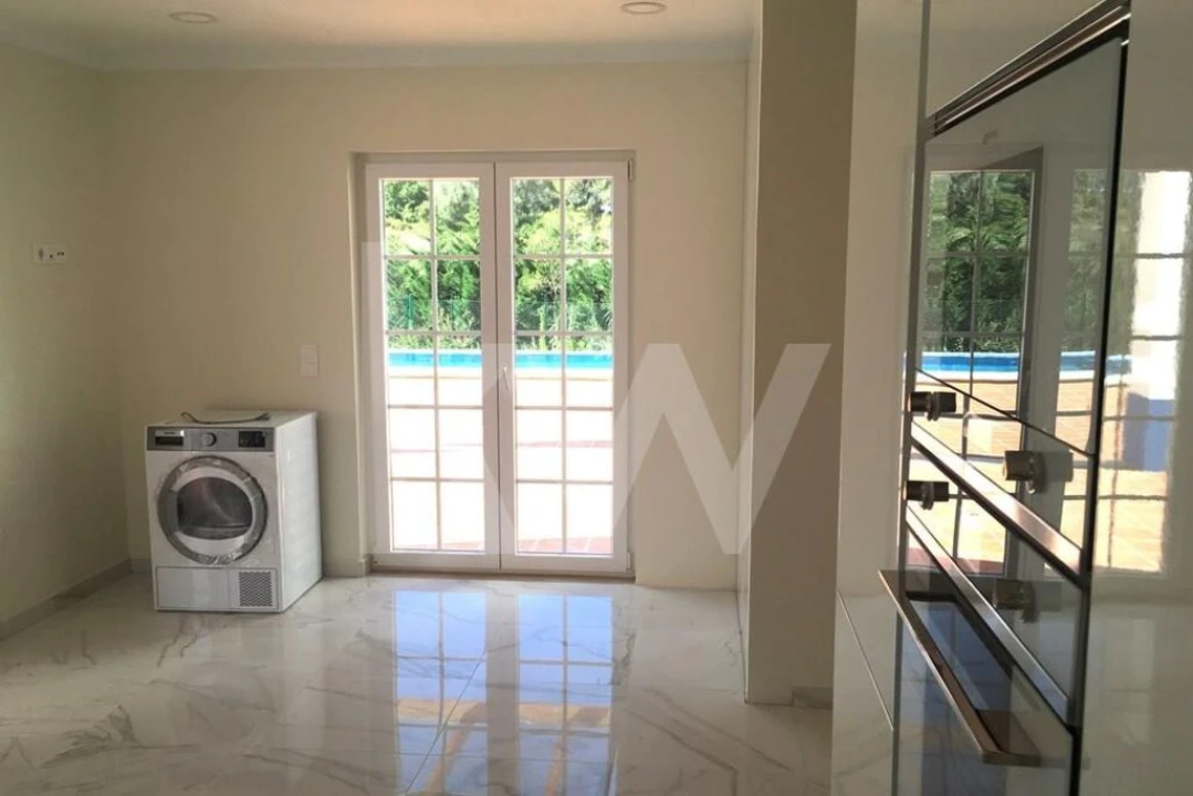 Moradia T4 para Venda em Agualva e Mira-Sintra Foto 15
