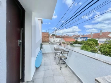 Moradia T6 para Venda em São Domingos de Rana