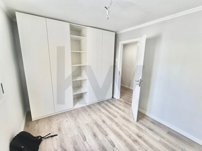 Moradia T6 para Venda em São Domingos de Rana Foto 9