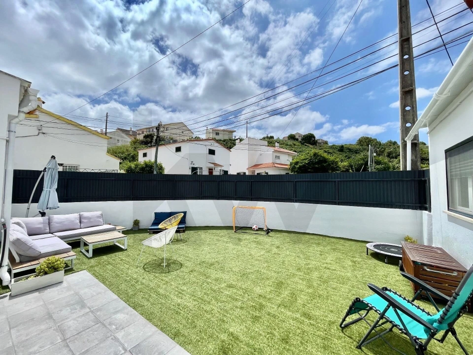 Moradia T6 para Venda em São Domingos de Rana Foto 37