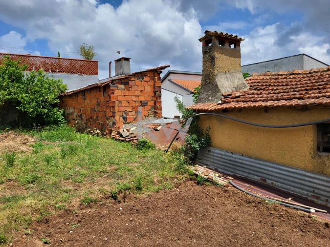 Terreno para Venda em Barrô e Aguada de Baixo Foto 30