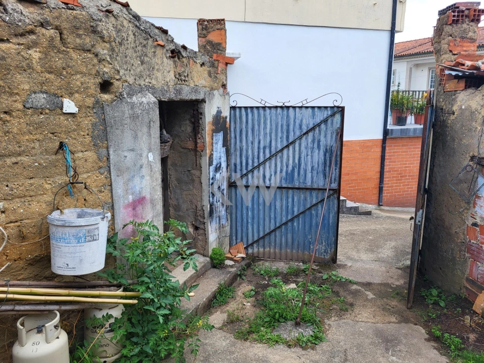 Terreno para Venda em Barrô e Aguada de Baixo Foto 35