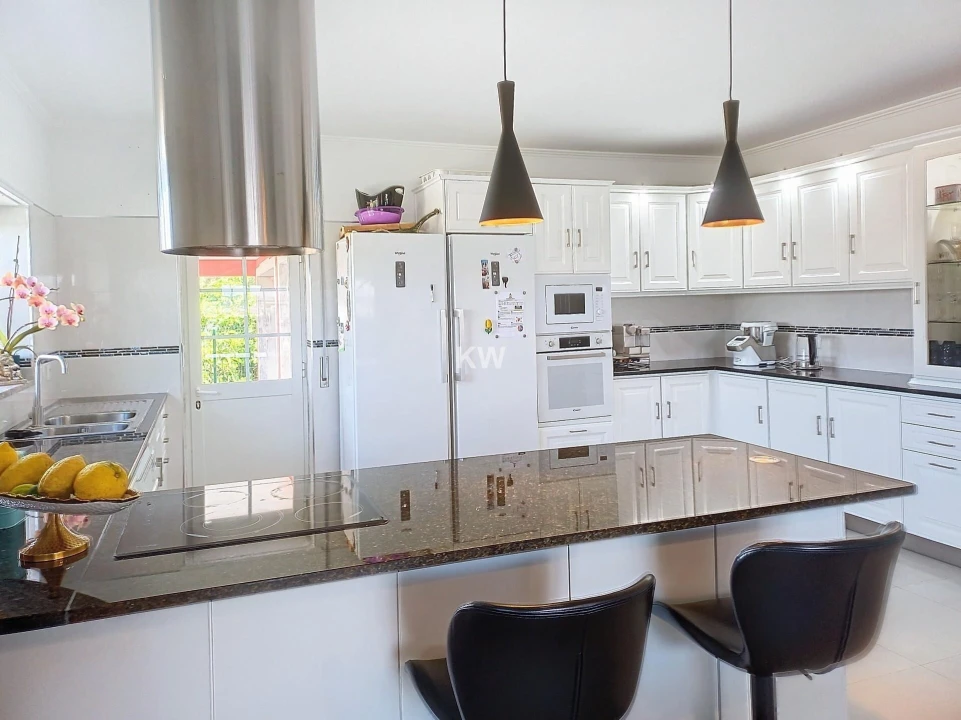 Moradia T4 para Venda em Lourinhã e Atalaia Foto 14