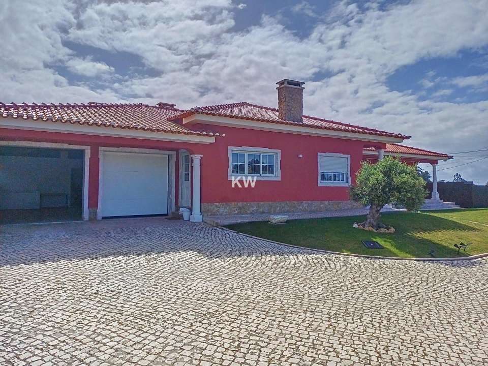 Moradia T4 para Venda em Lourinhã e Atalaia Foto 6