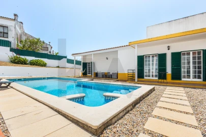 Moradia T5 para Venda em Sesimbra (Castelo)