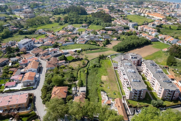 Terreno para Venda em Gulpilhares e Valadares Foto 31