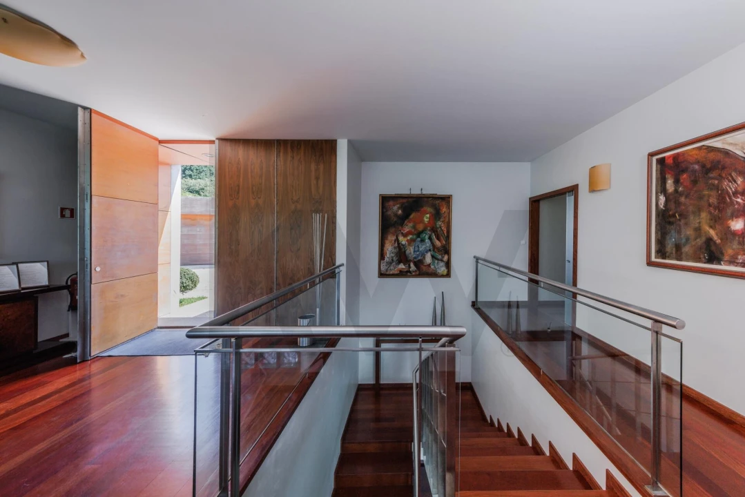 Moradia T5 para Venda em Abragão Foto 24