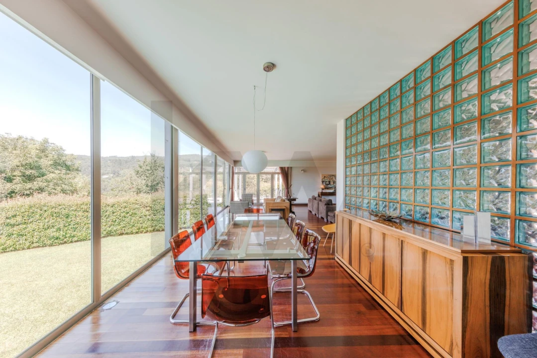 Moradia T5 para Venda em Abragão Foto 19