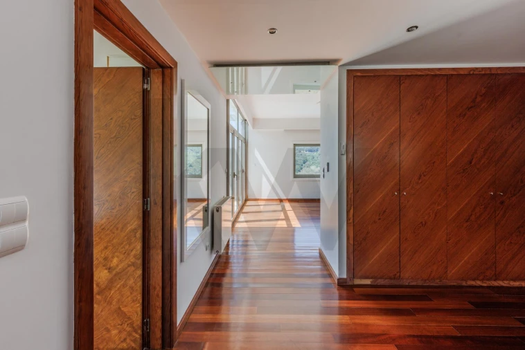 Moradia T5 para Venda em Abragão Foto 39