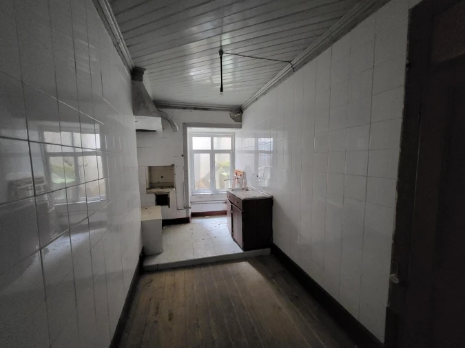 Prédio para Venda em São Martinho do Bispo e Ribeira de Frades Foto 12