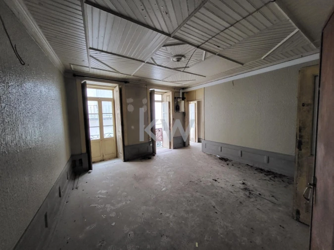 Prédio para Venda em São Martinho do Bispo e Ribeira de Frades Foto 8