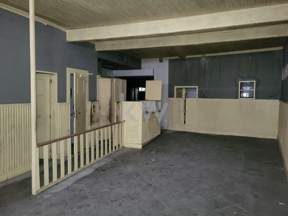 Prédio para Venda em São Martinho do Bispo e Ribeira de Frades Foto 5