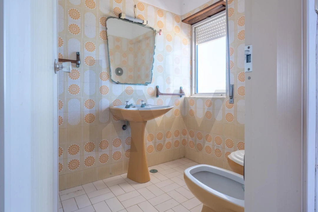 Moradia T6 para Venda em Santo Isidoro Foto 18