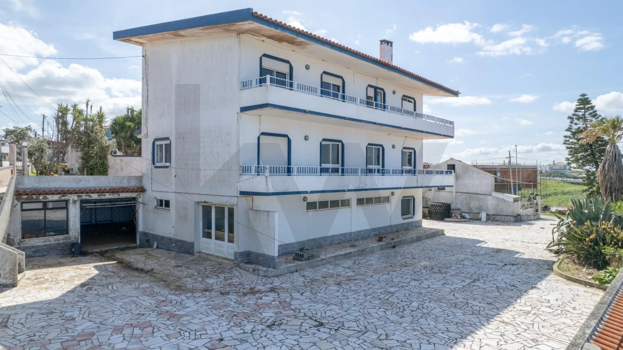 Moradia T6 para Venda em Santo Isidoro Foto 38