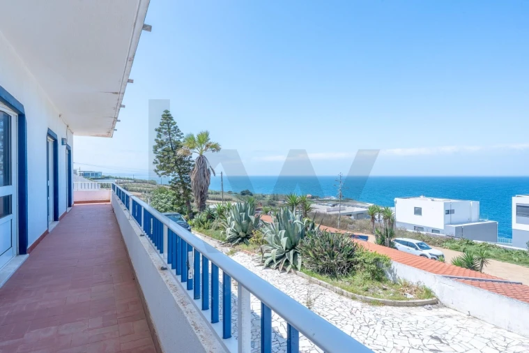 Moradia T6 para Venda em Santo Isidoro Foto 23