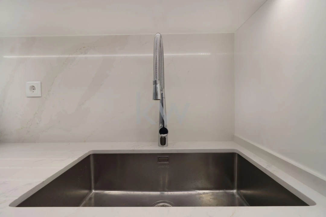 Apartamento T3 para Venda em Carcavelos e Parede Foto 22