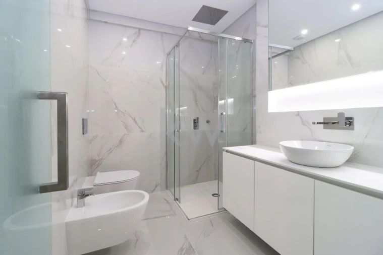 Apartamento T3 para Venda em Carcavelos e Parede Foto 53