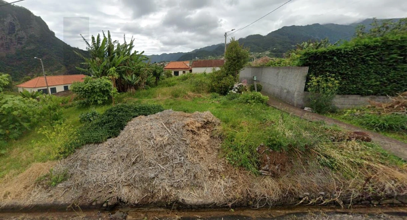 Terreno para Venda em São Roque do Faial Foto 7