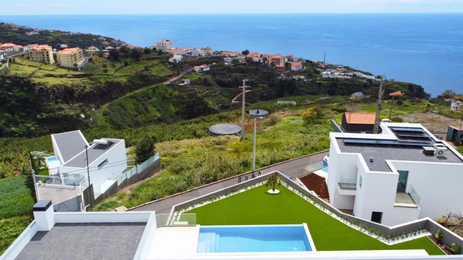 Moradia T3 para Venda em Estreito da Calheta Foto 10