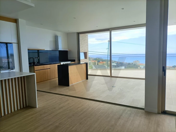 Moradia T3 para Venda em Estreito da Calheta Foto 31