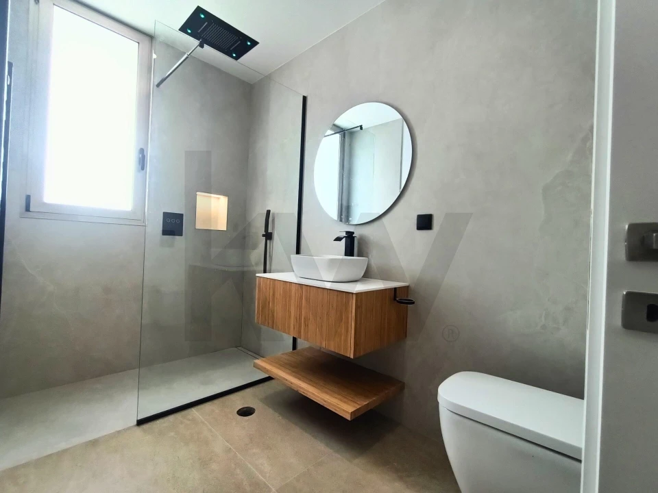 Moradia T3 para Venda em Estreito da Calheta Foto 37