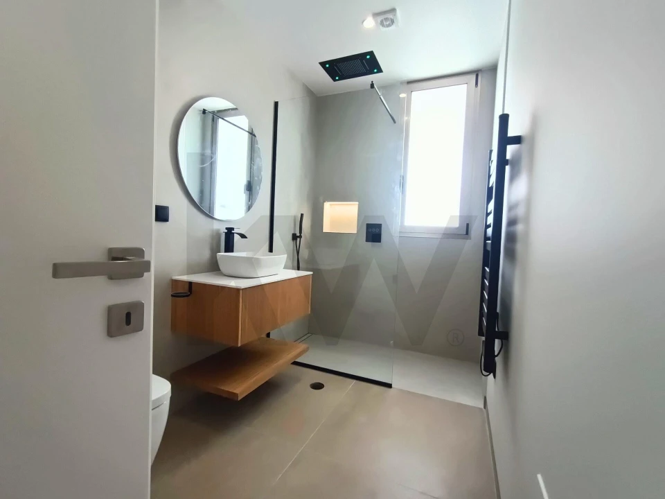 Moradia T3 para Venda em Estreito da Calheta Foto 42