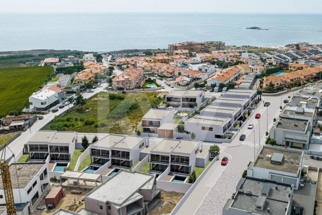 Moradia T3 para Venda em Vila Chã Foto 18