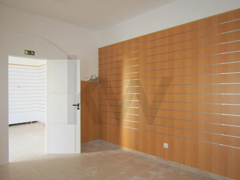 Moradia T3 para Venda em Espírito Santo, Nossa Senhora da Graça e São Simão Foto 39