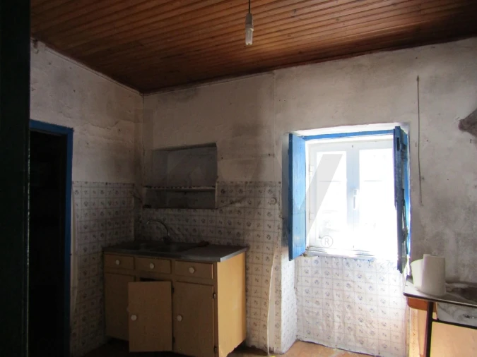 Moradia T3 para Venda em Espírito Santo, Nossa Senhora da Graça e São Simão Foto 5