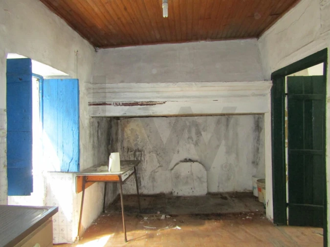 Moradia T3 para Venda em Espírito Santo, Nossa Senhora da Graça e São Simão Foto 6