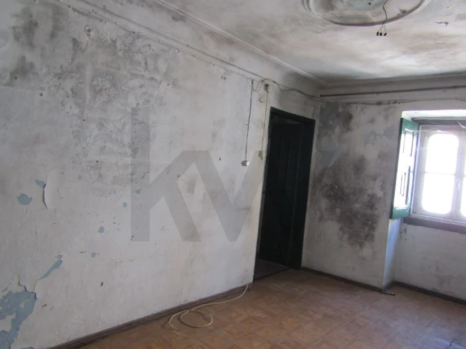 Moradia T3 para Venda em Espírito Santo, Nossa Senhora da Graça e São Simão Foto 10