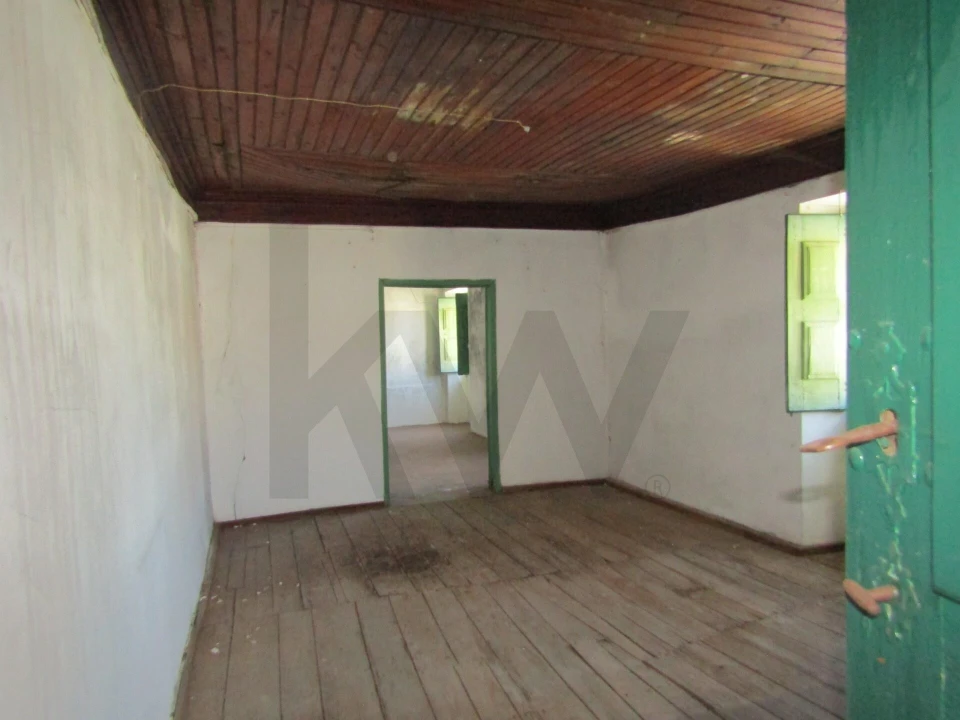 Moradia T3 para Venda em Espírito Santo, Nossa Senhora da Graça e São Simão Foto 11