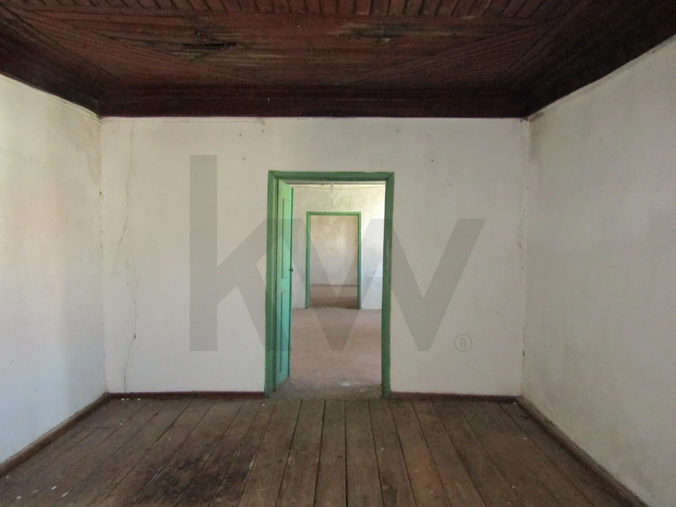 Moradia T3 para Venda em Espírito Santo, Nossa Senhora da Graça e São Simão Foto 12