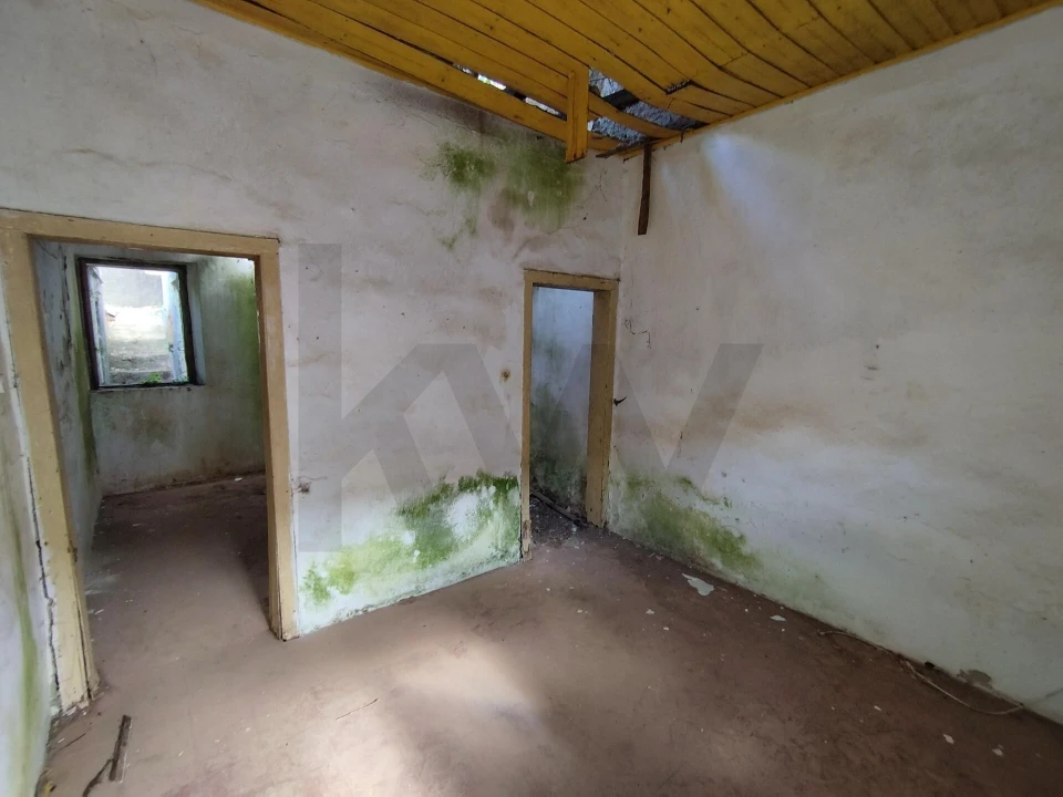 Moradia T3 para Venda em Monchique Foto 3