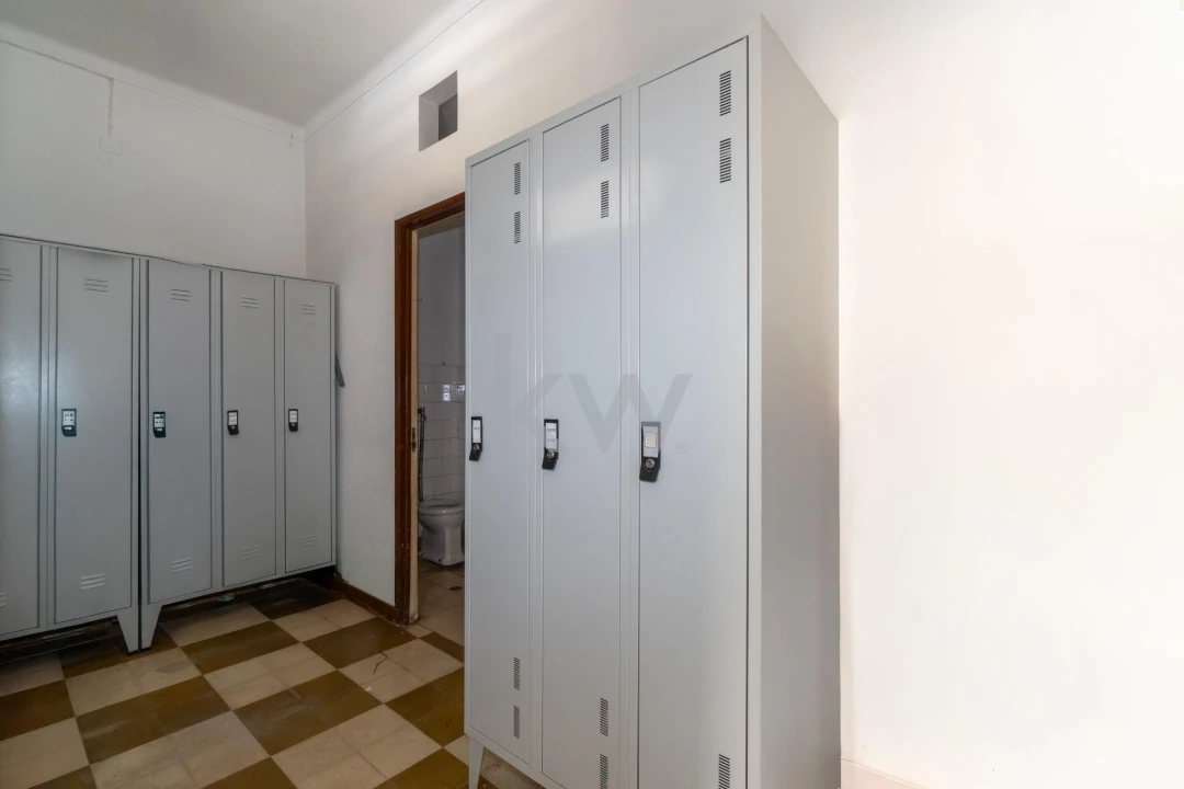 Prédio para Venda em Olhão Foto 5