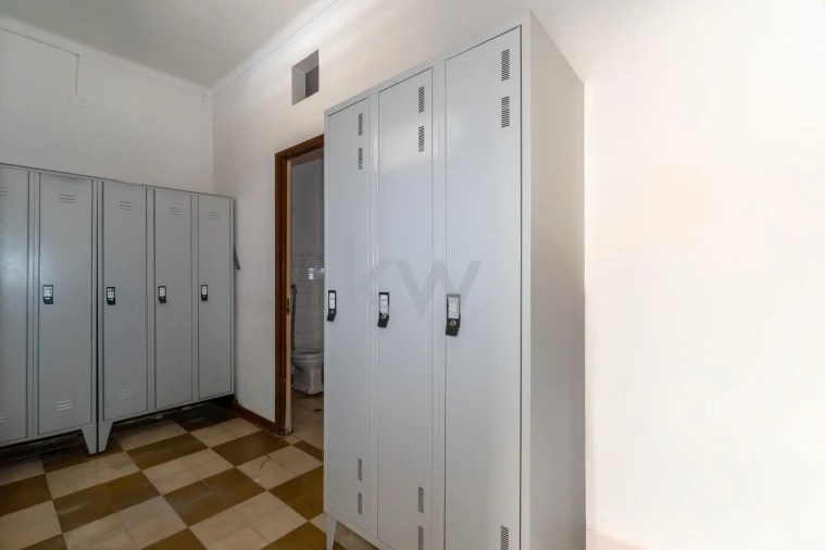 Prédio para Venda em Olhão Foto 5