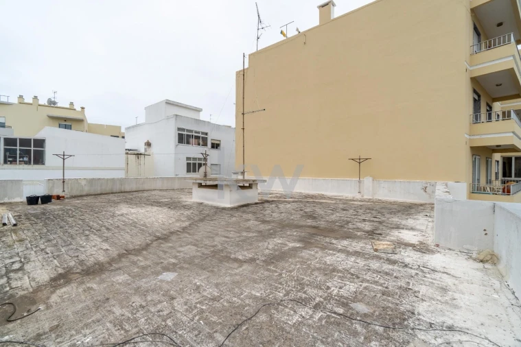 Prédio para Venda em Olhão Foto 42