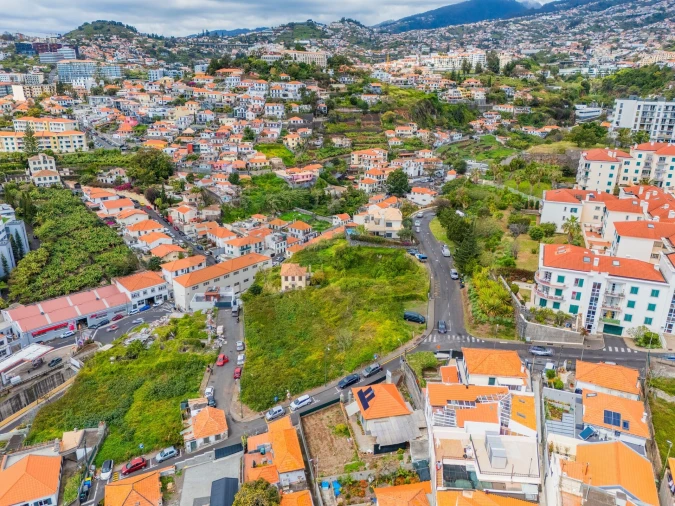 Terreno para Venda em Funchal (São Pedro) Foto 13