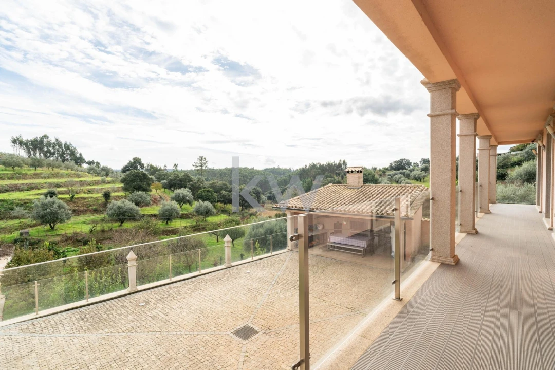 Moradia T4 para Venda em São Pedro de Alva e São Paio de Mondego Foto 52