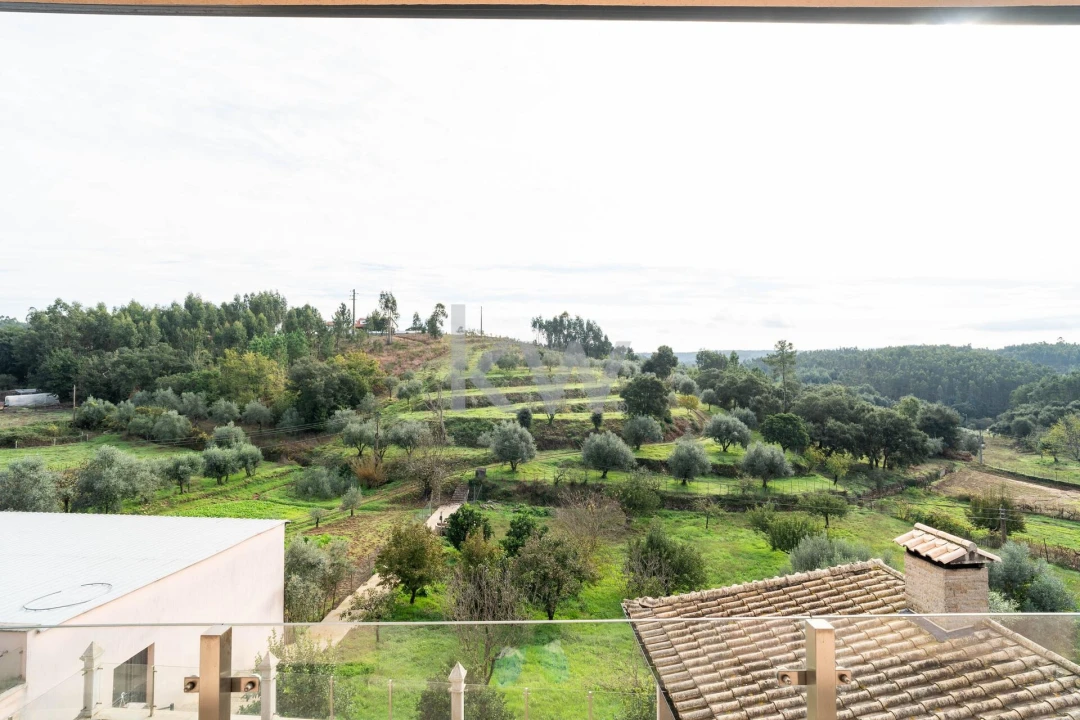 Moradia T4 para Venda em São Pedro de Alva e São Paio de Mondego Foto 72