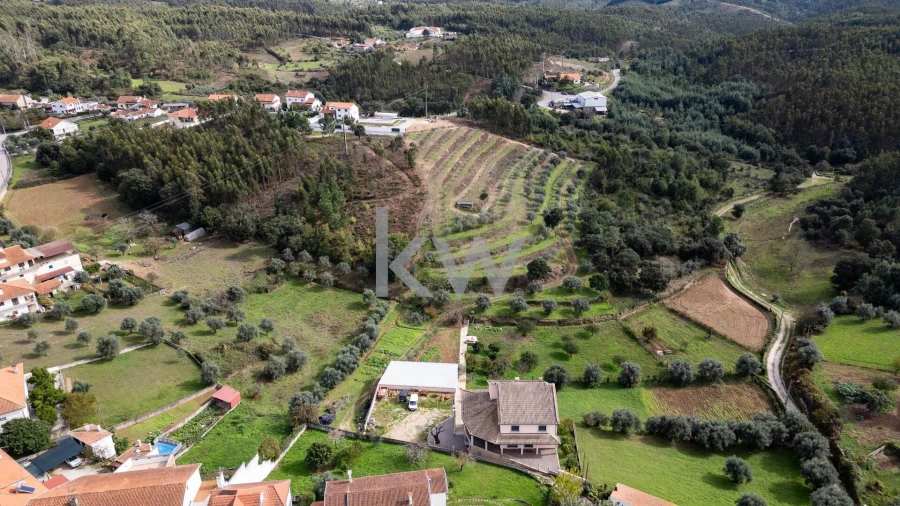 Moradia T4 para Venda em São Pedro de Alva e São Paio de Mondego Foto 69