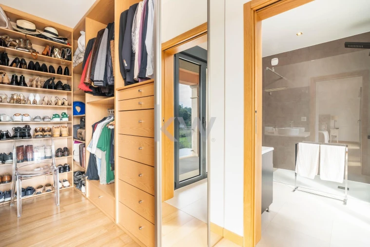 Moradia T4 para Venda em São Pedro de Alva e São Paio de Mondego Foto 14